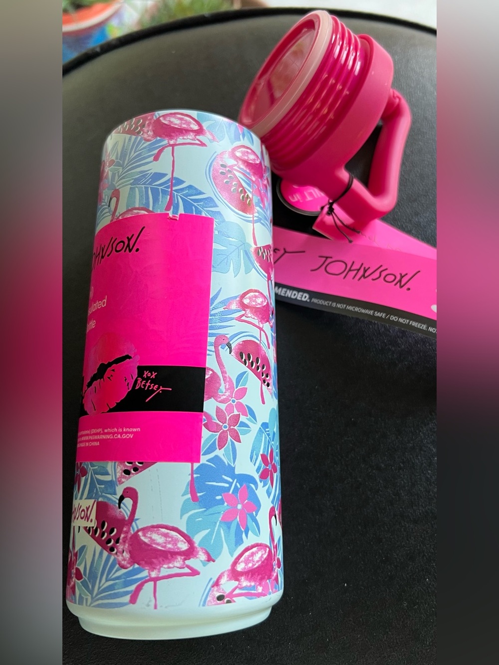 Betsey Johnson NEW Blue & Pink Flamingo Insulated 20oz Water Bottle - Picture 2 of 11